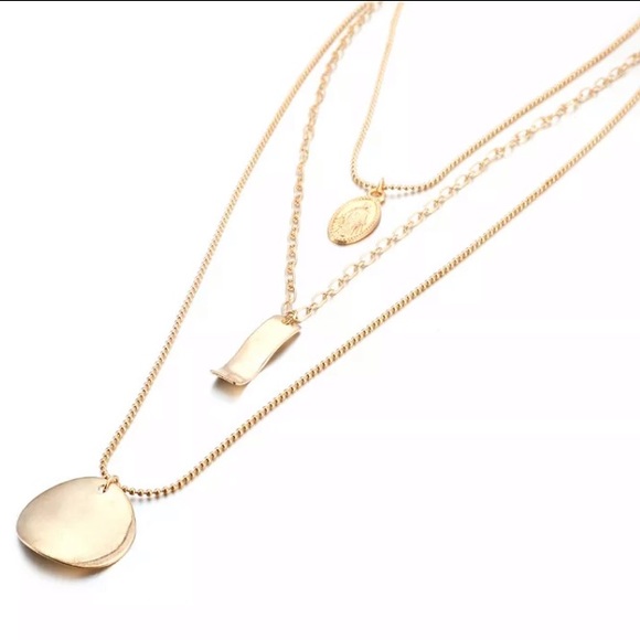 ⚜️[𝟯/$𝟮𝟴]⚜️3 Layered Gold Geometric Choker NEW - Picture 5 of 7